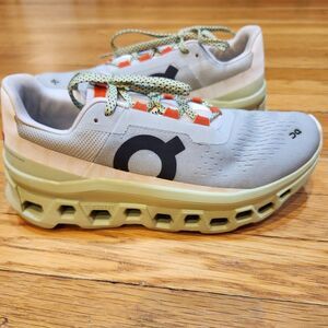 OnCloud Cloudmonster in Glacier/Meadow Excellent Condition, Sz Women's 9